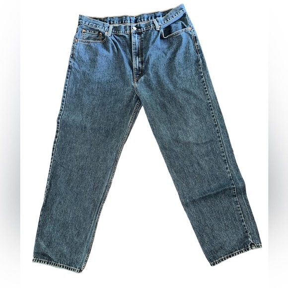 Levi's Other - LEVI’S Men’s 550 Jeans Size 42X32